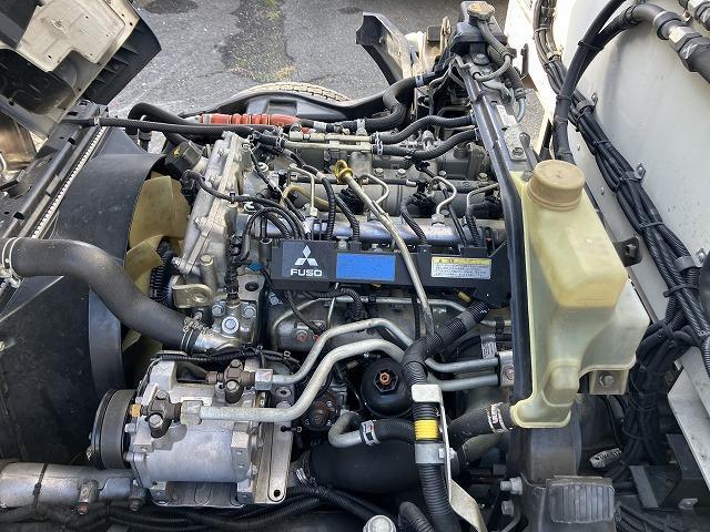 Mitsubishi Rosa – Fuso – Canter  